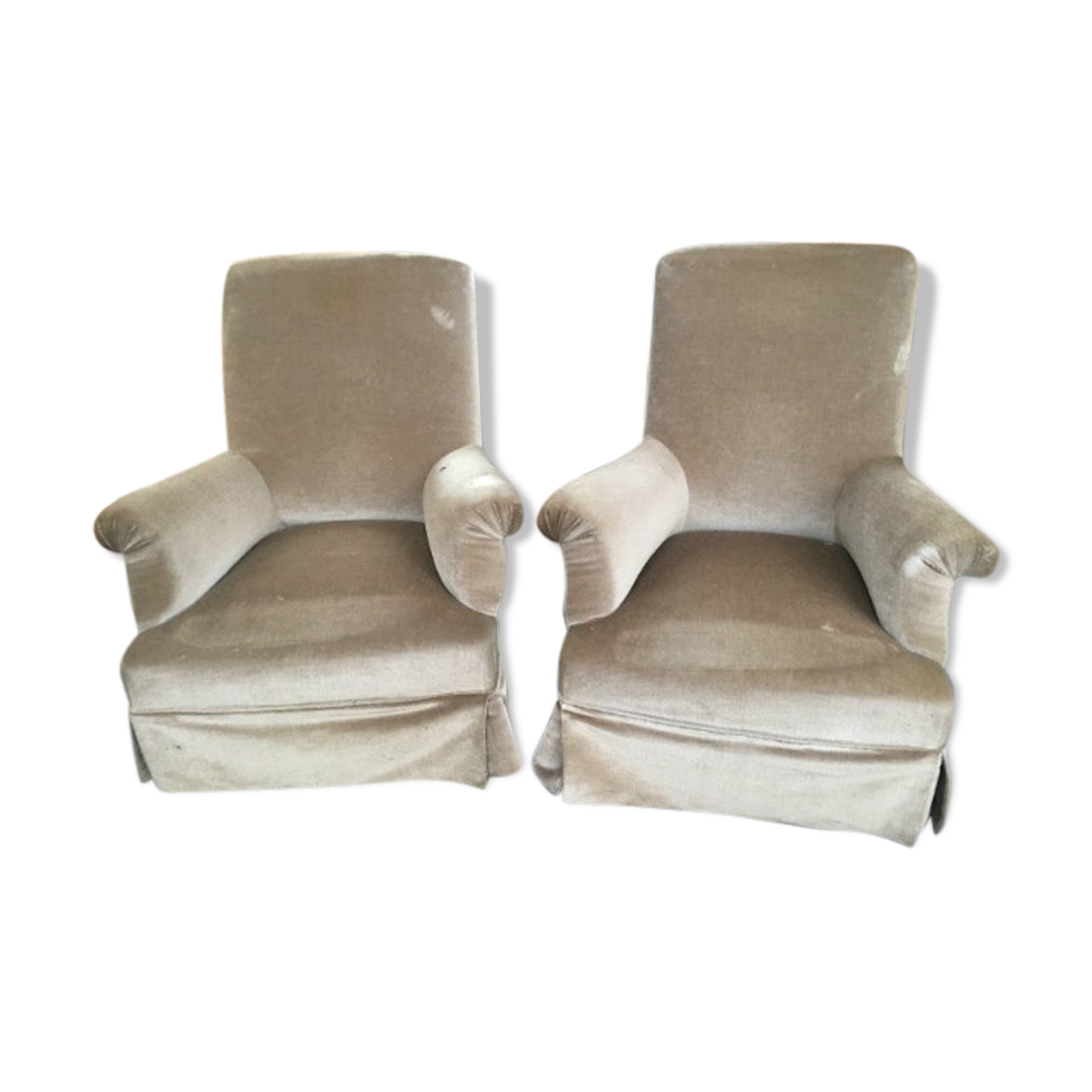 Pair of chairs to rest XIX