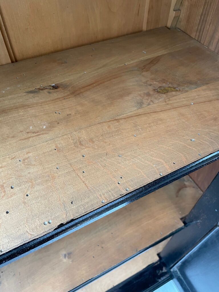 Napoleon 3 walnut window glass cabinet