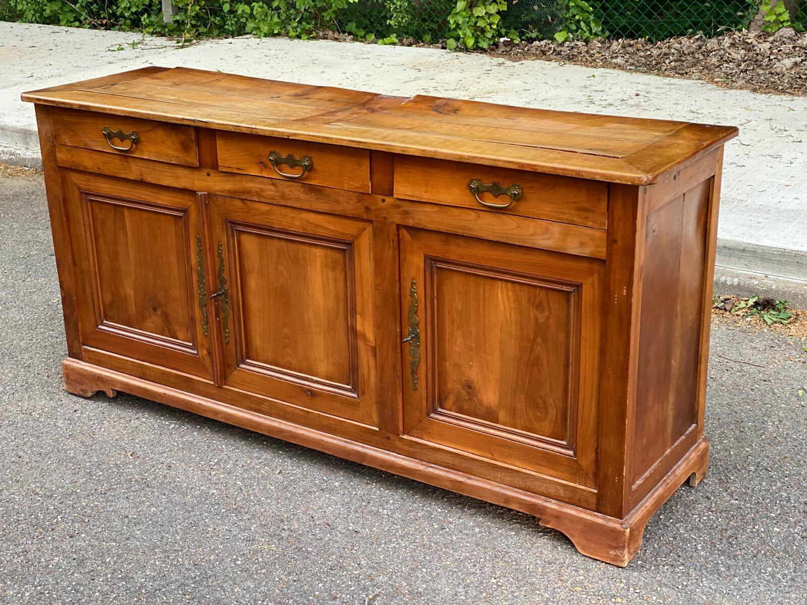 Louis Philippe sideboard in solid wood, 19th century