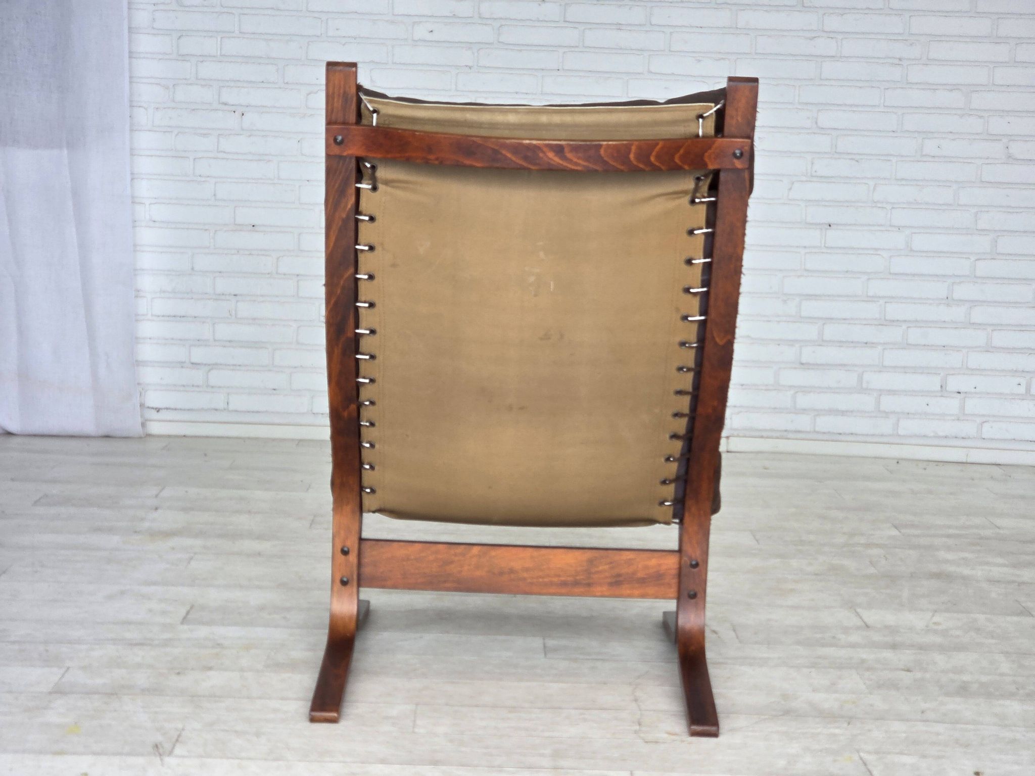 Années 1970, design norvégien par Ingmar Relling, fauteuil, modèle "Siesta".