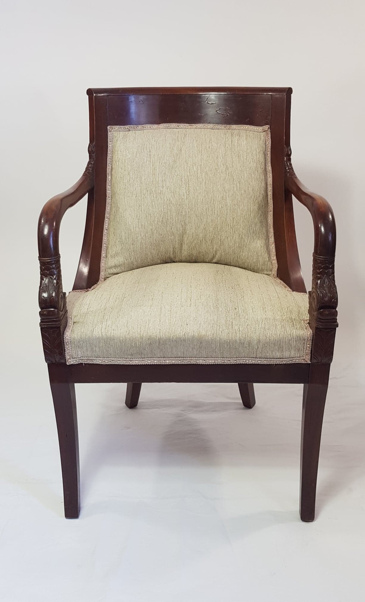 Fauteuil gondole empire acctoirs dauphin