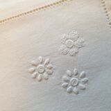 Embroidered tablecloth and 6 embroidered towels