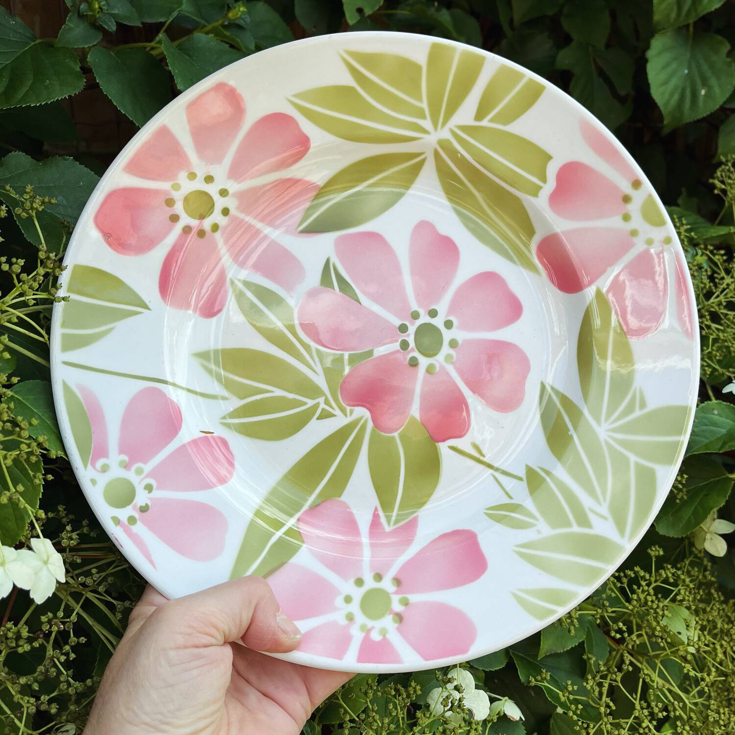 Vintage round dish Digoin Sarreguemines decor Edwina