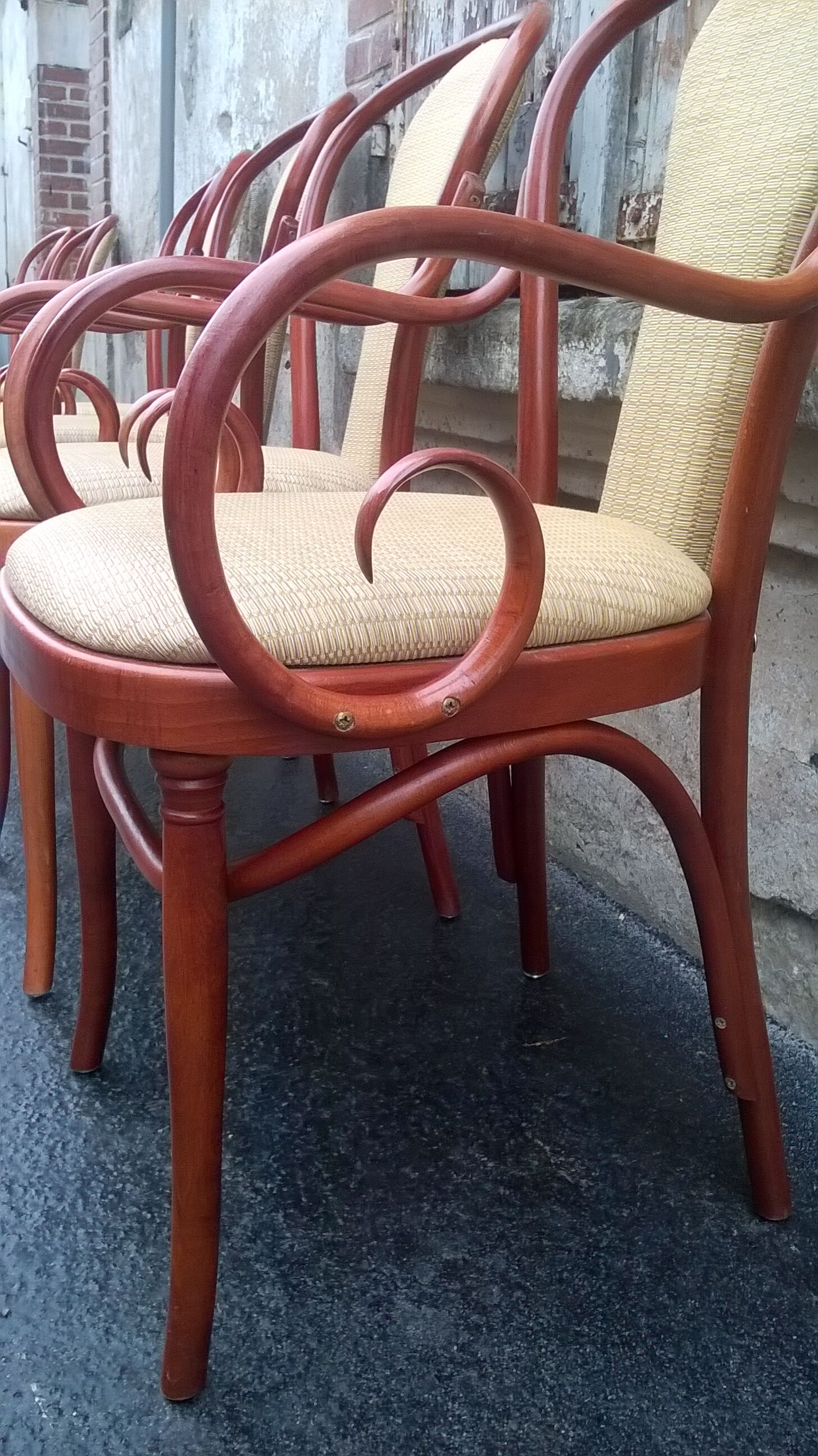 Sets of 4 fmg armchairs