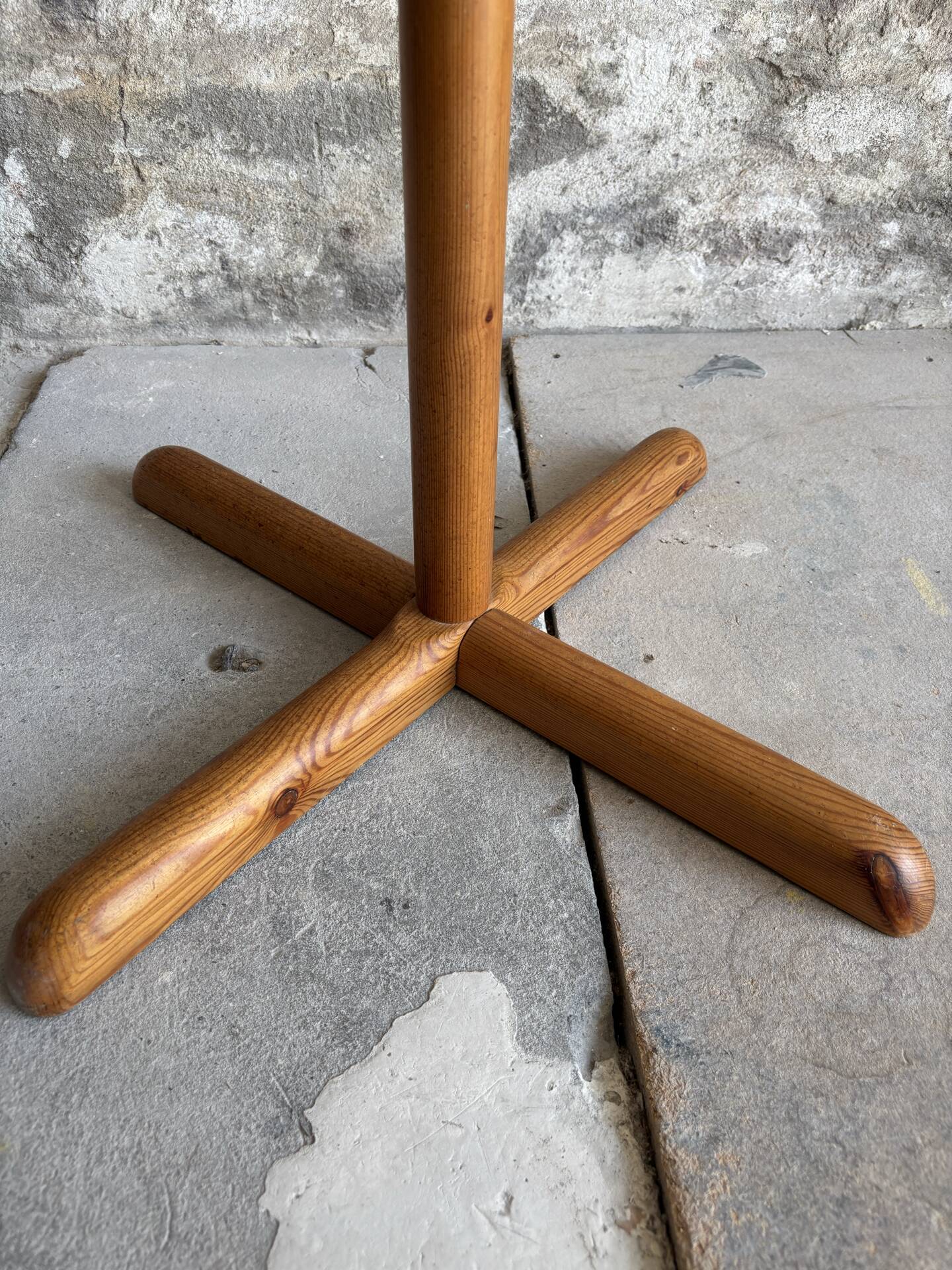 Coat rack