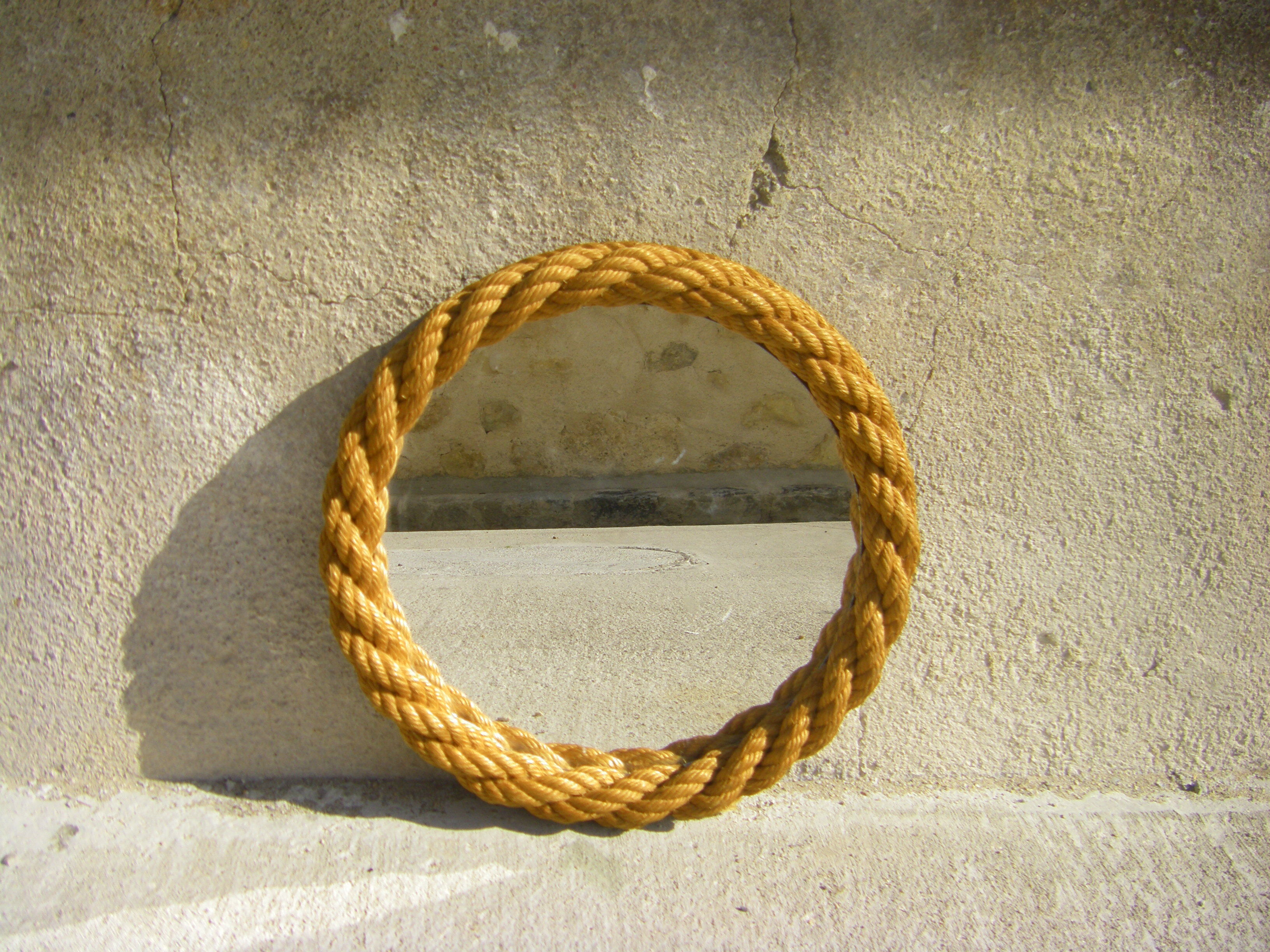 Rope mirror