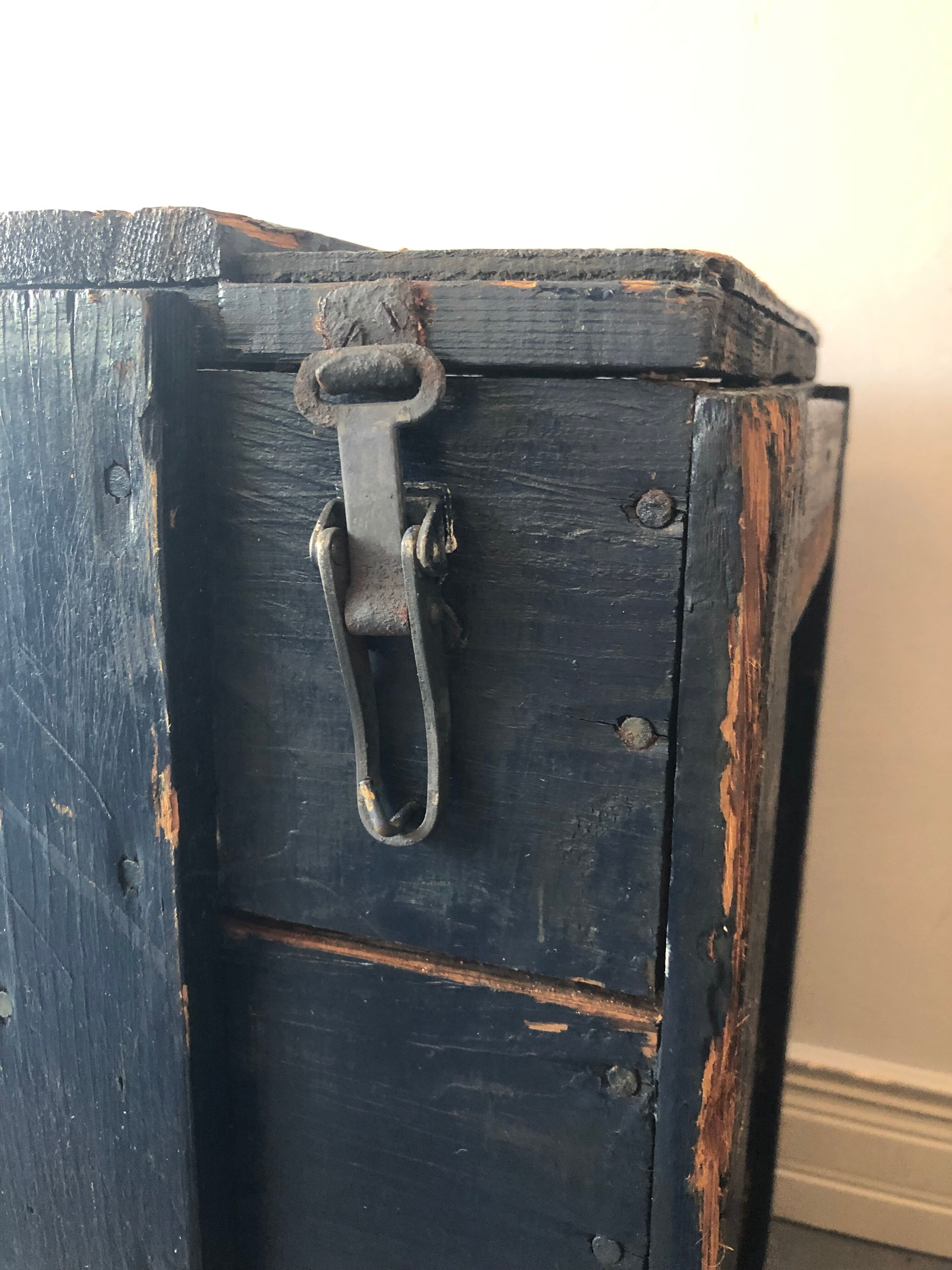 Wooden trunk