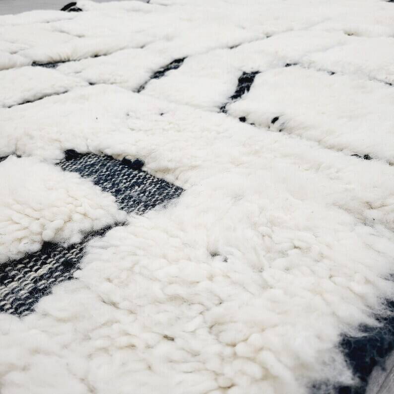 Handmade Moroccan wool rug, 150/250cm