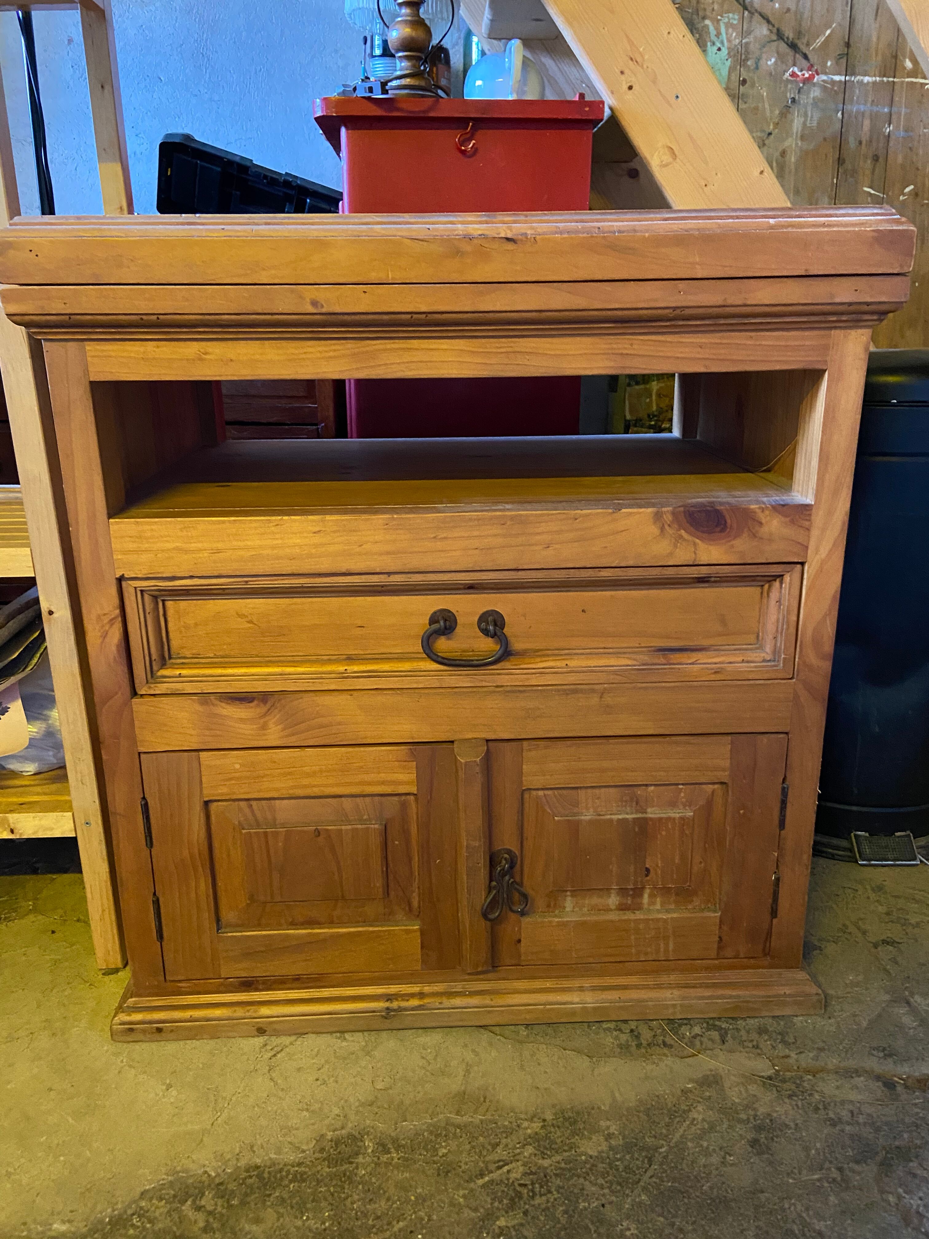 TV cabinet in raw wood to be relooked