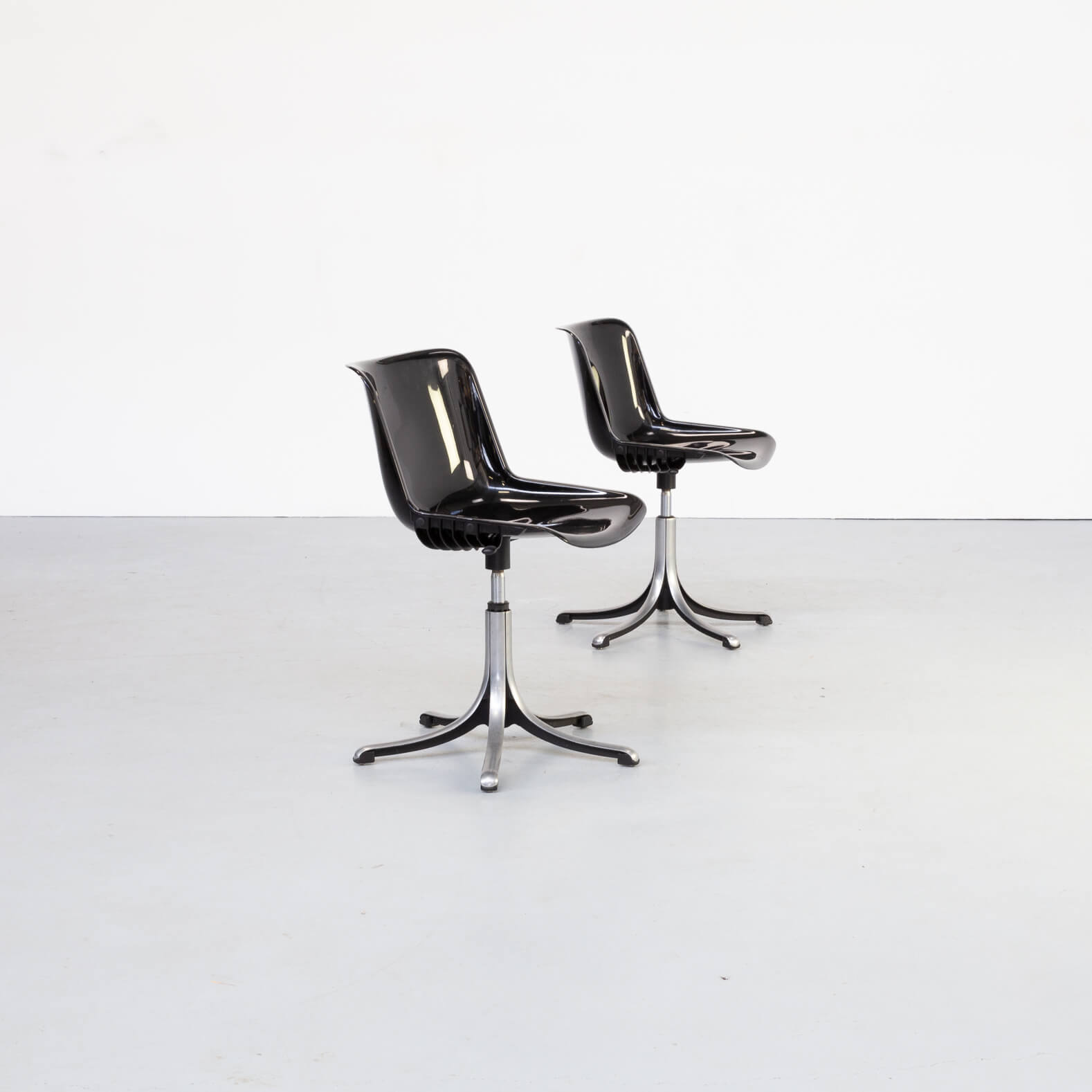 Chaise de bureau Osvaldo Borsani 'modus' des années 70 pour Tecno
