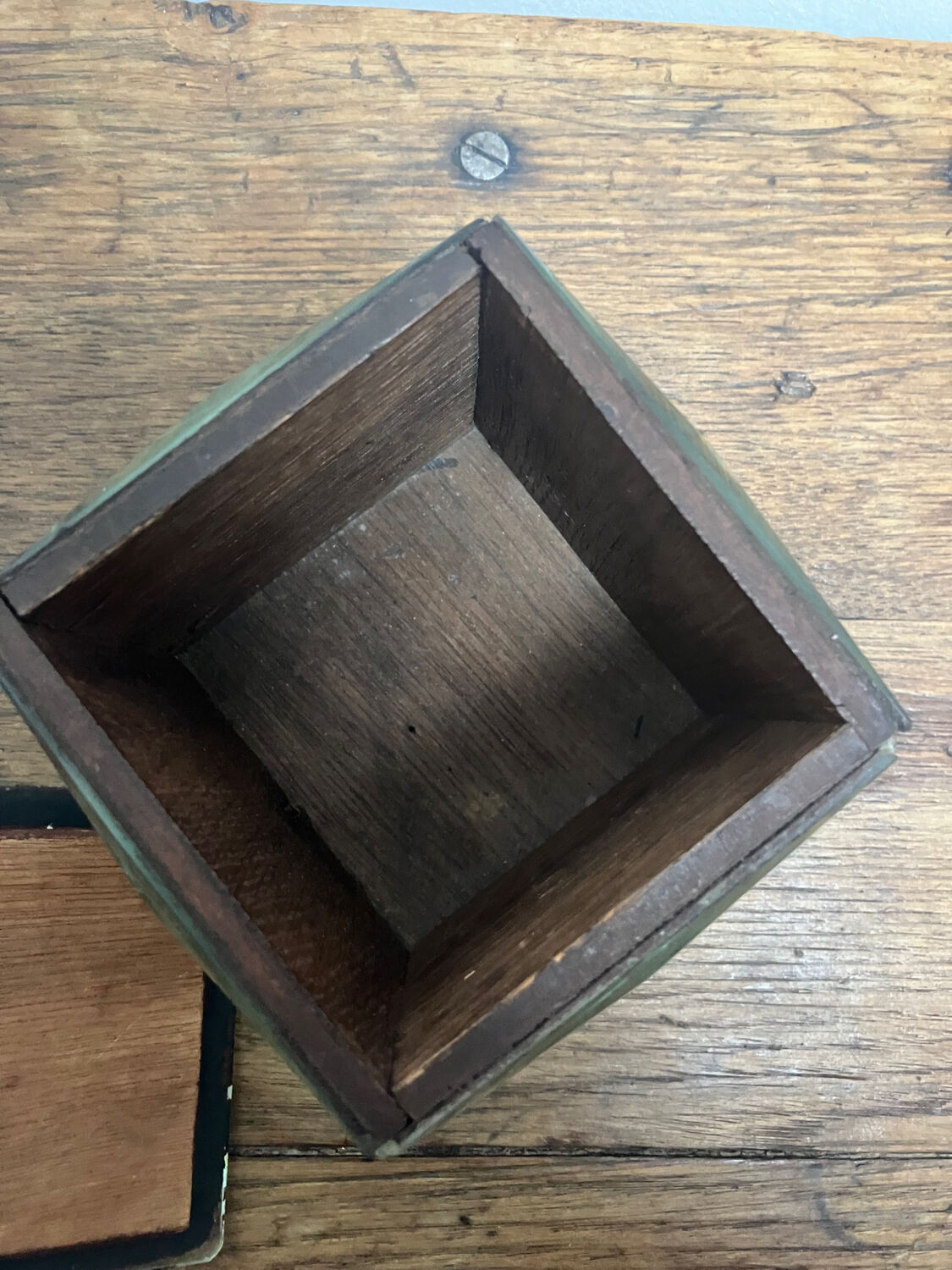 Beveled mirror jewelry box