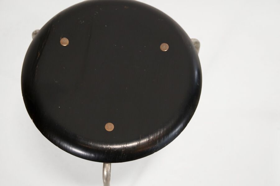 Very early edition Arne Jacobsen DOT stool model 3170 by Fritz Hansen