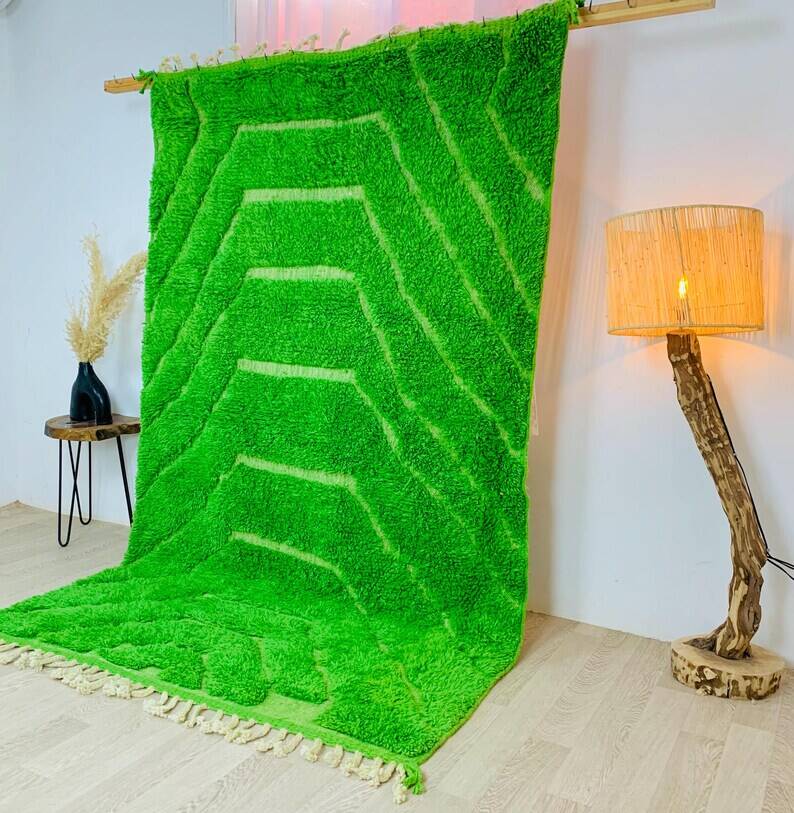 Traditional handmade Berber rug 250cm x 150cm