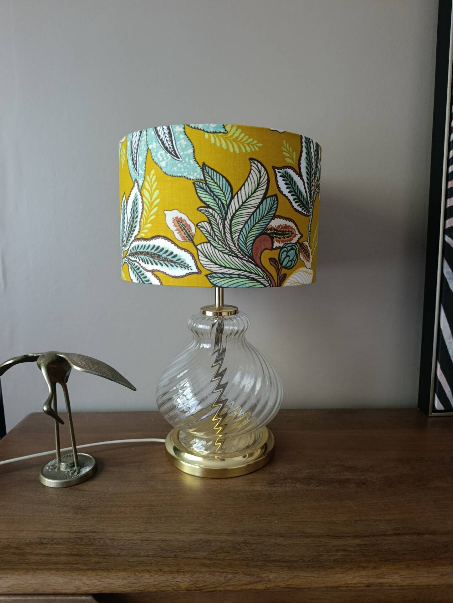 Hollywood Regency style lamp | Chic printed botanical lampshade