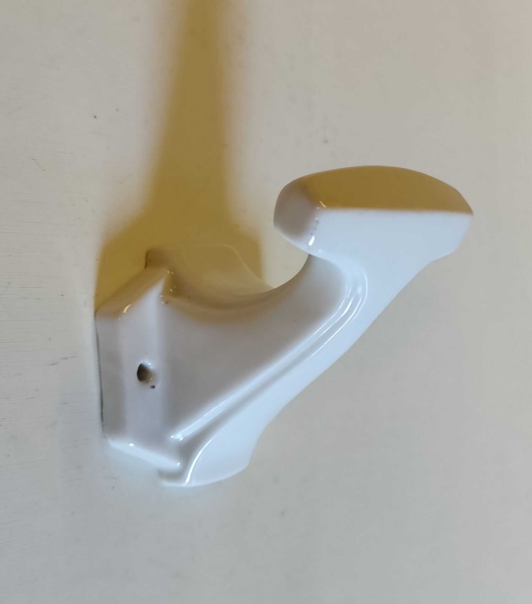 Patère en porcelaine Art-déco - mid.XXeme