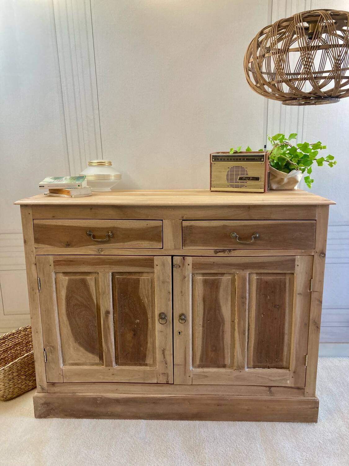 Buffet de campagne vintage