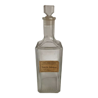 Perfume bottle