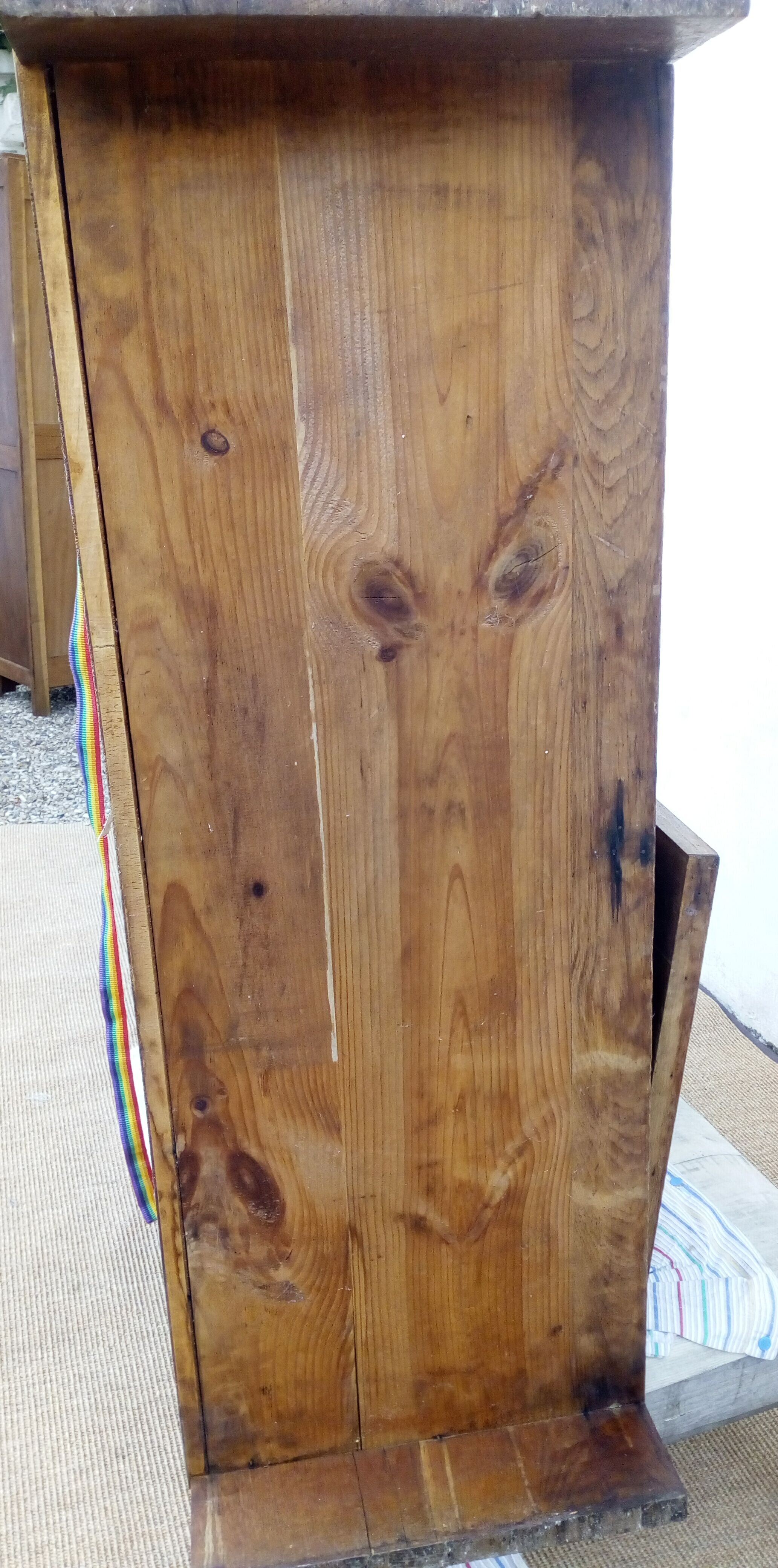 Armoire scolaire
