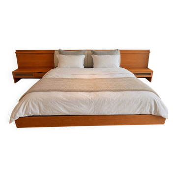 Poliform Morgante – exceptionnel ensemble de chambre en noyer massif