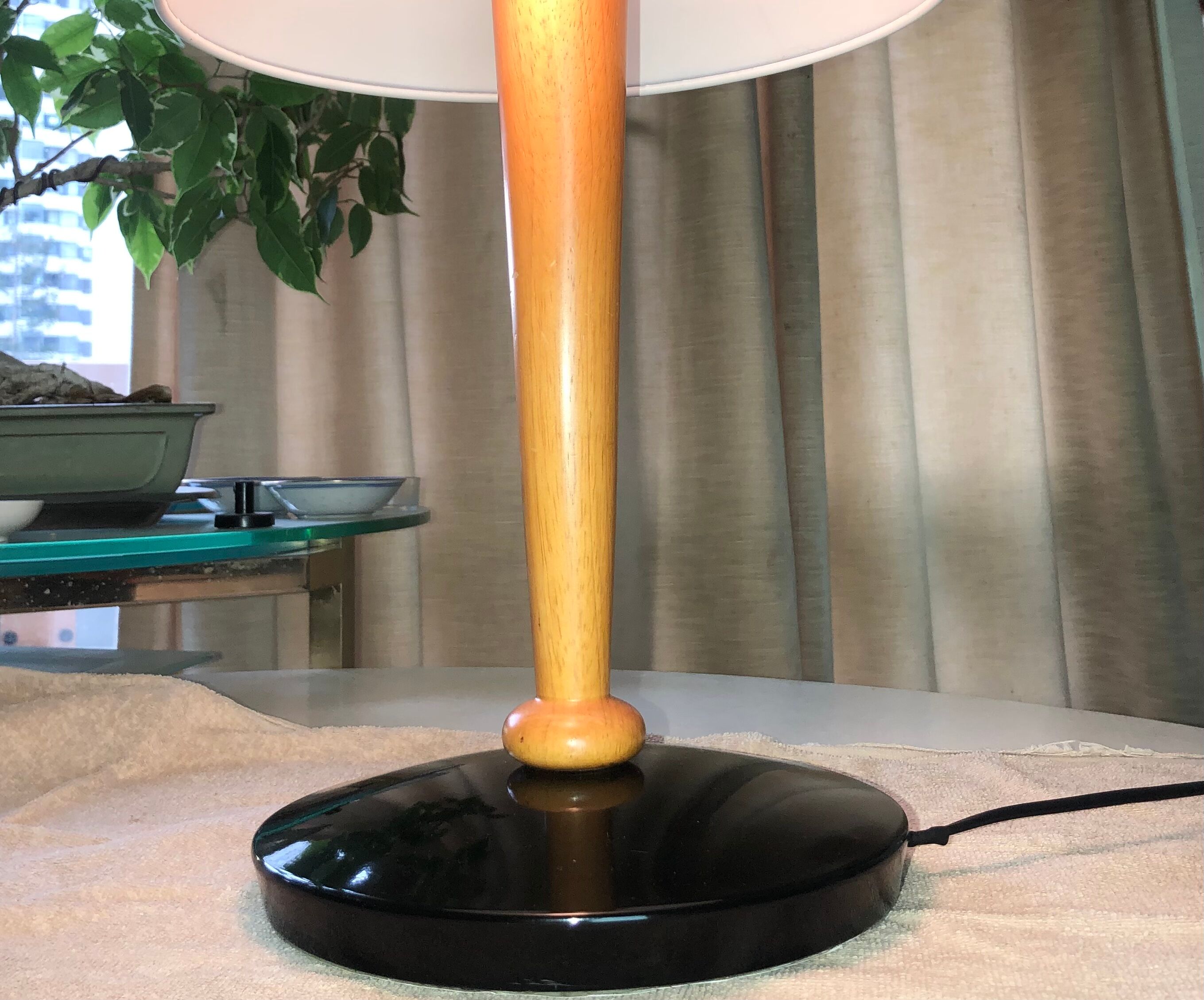Art deco champion lamp