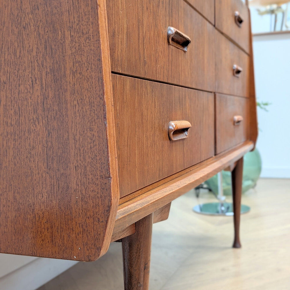 Commode avec coiffeuse intégrée