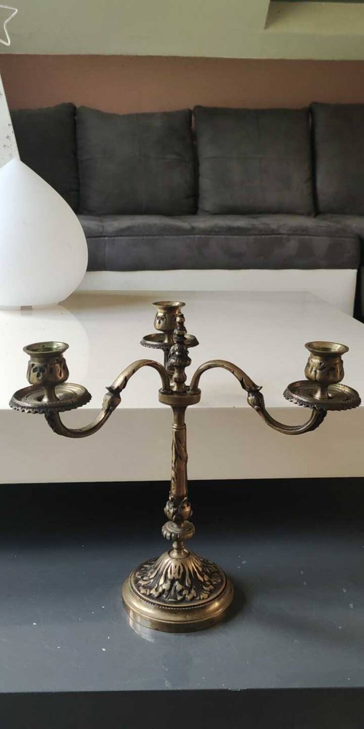 Pair of 3-arm curved chandeliers. Baroque/Rocaille style.