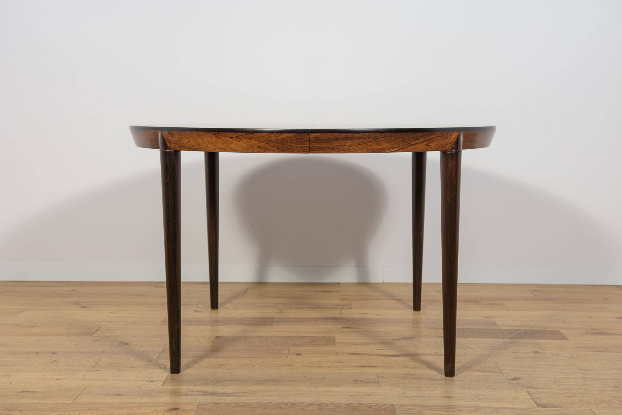 Mid-Century Round Rosewood Dining Table Model 71 by Severin Hansen for Hasl