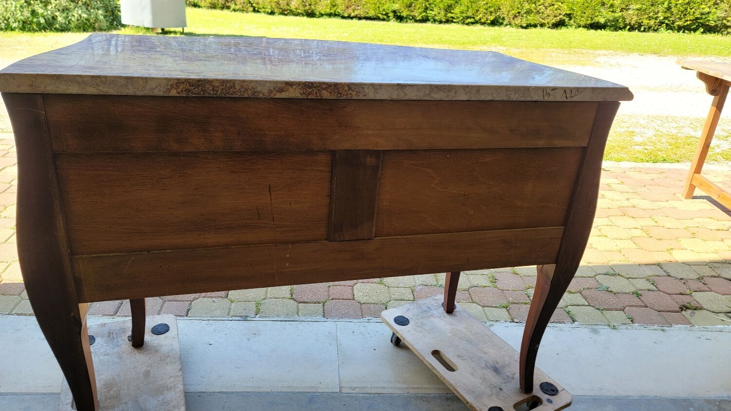 Louis XV style chest of drawers