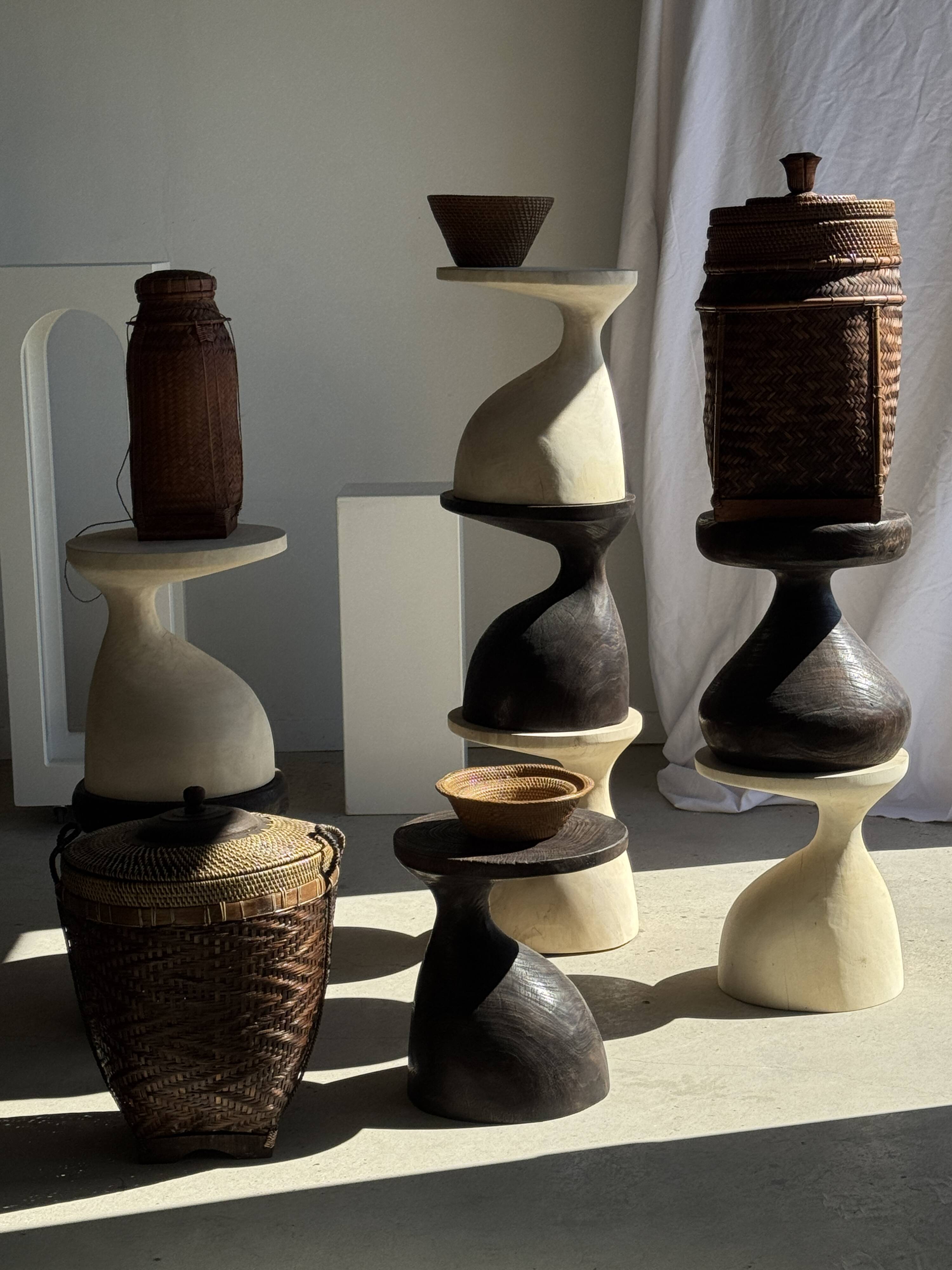 Pawn Brown - Stool, side table in the shape of a brown pawn.