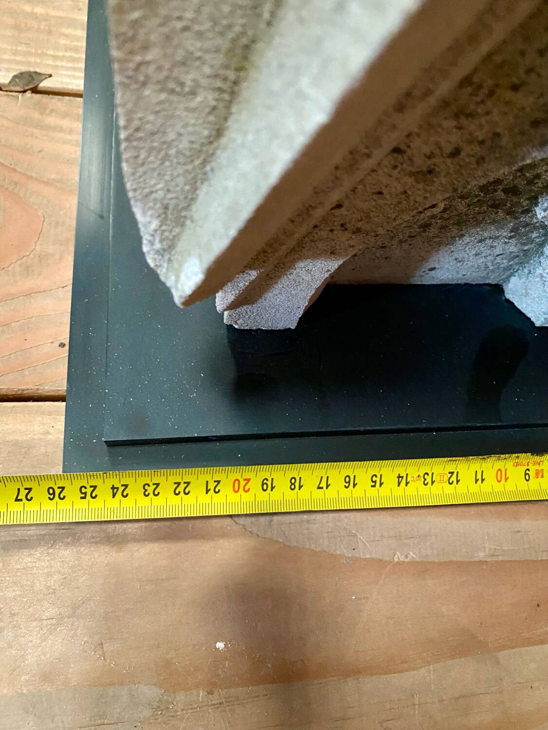 Stone floor lamp