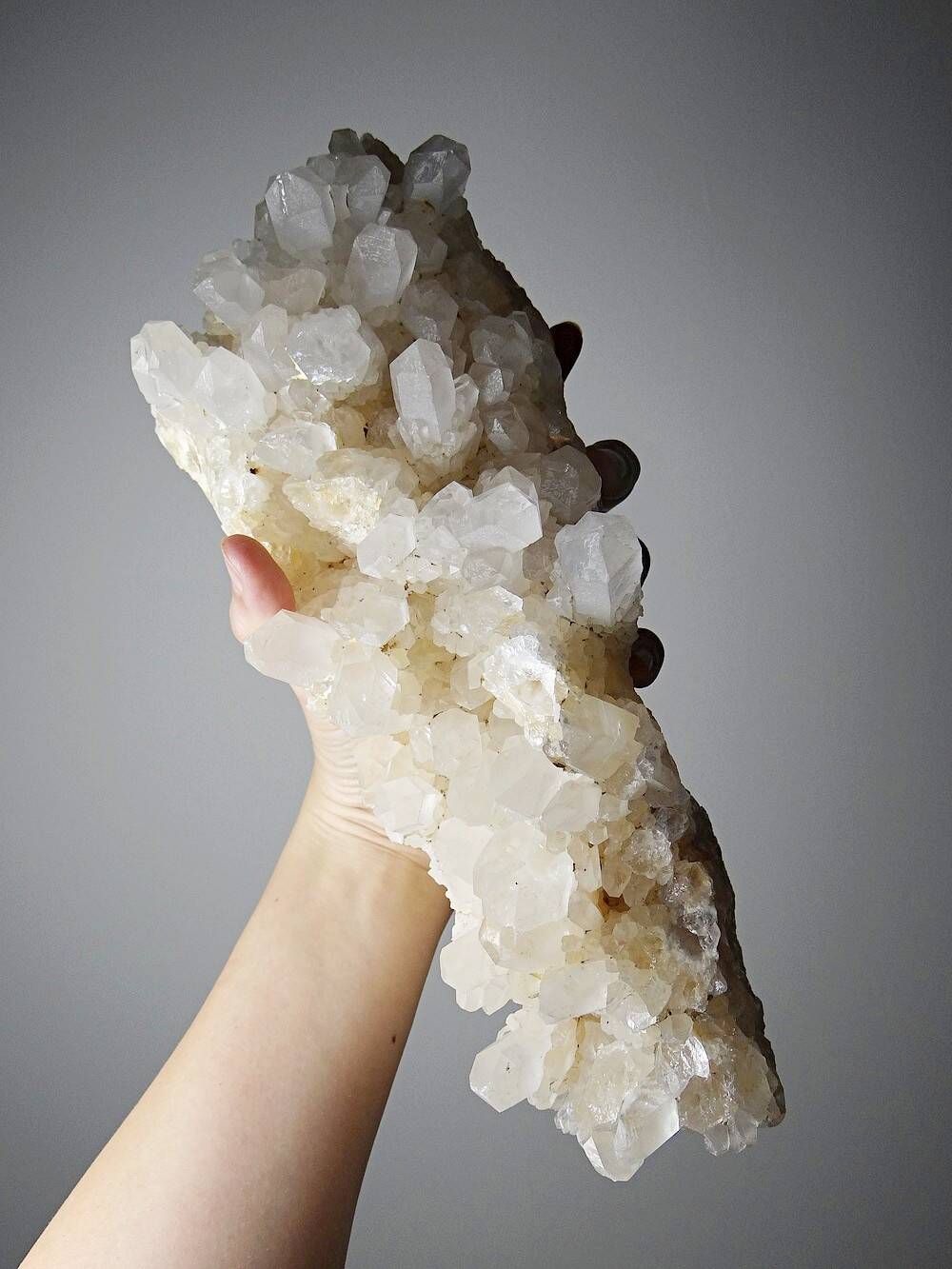 Large cluster of ancient quartz, collector's specimen, 2 kg