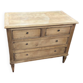 Fluted Louis XVI style chest of drawers