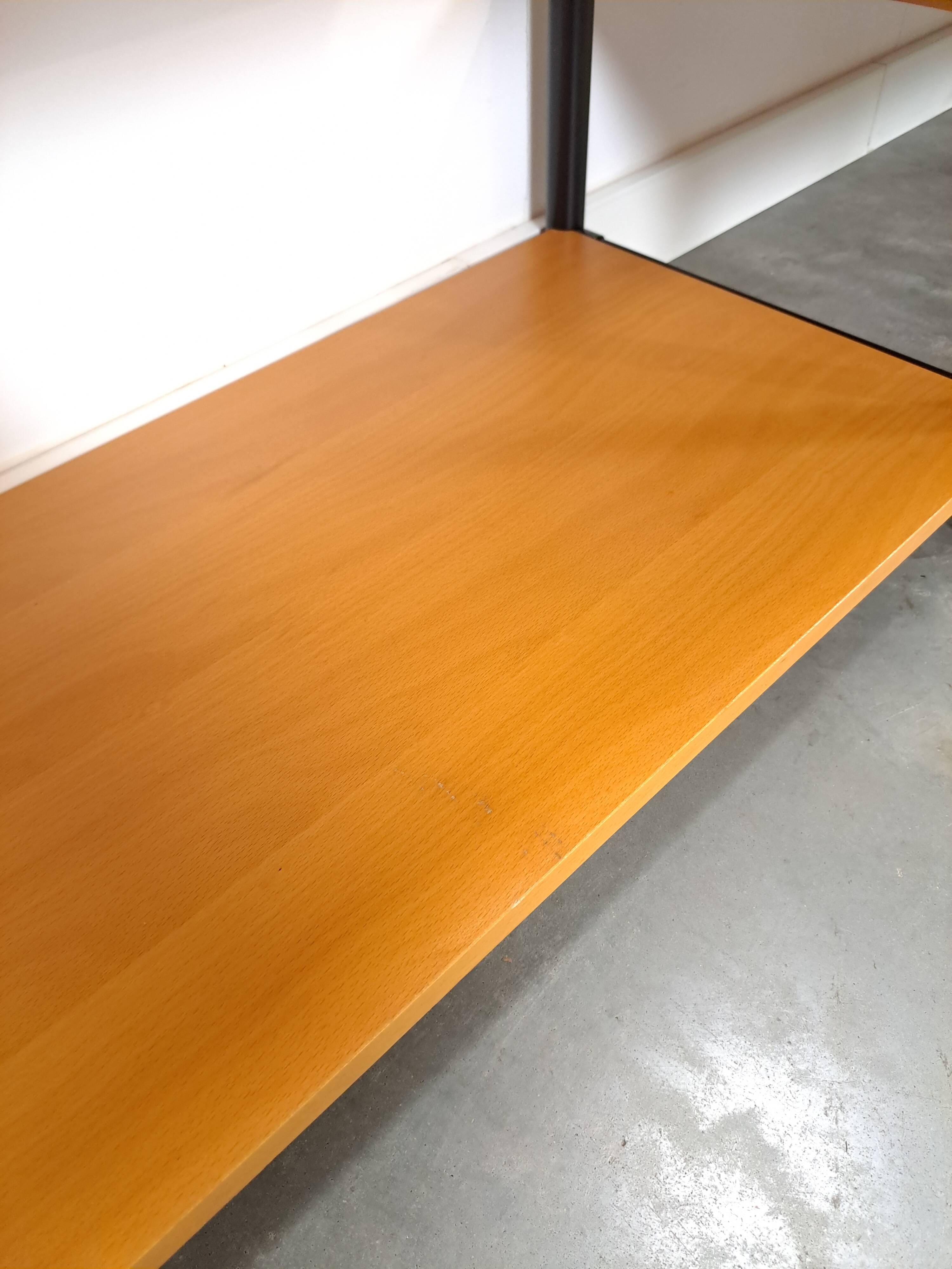 Ikea modulair wandsysteem Niklas met kasten en planken vintage