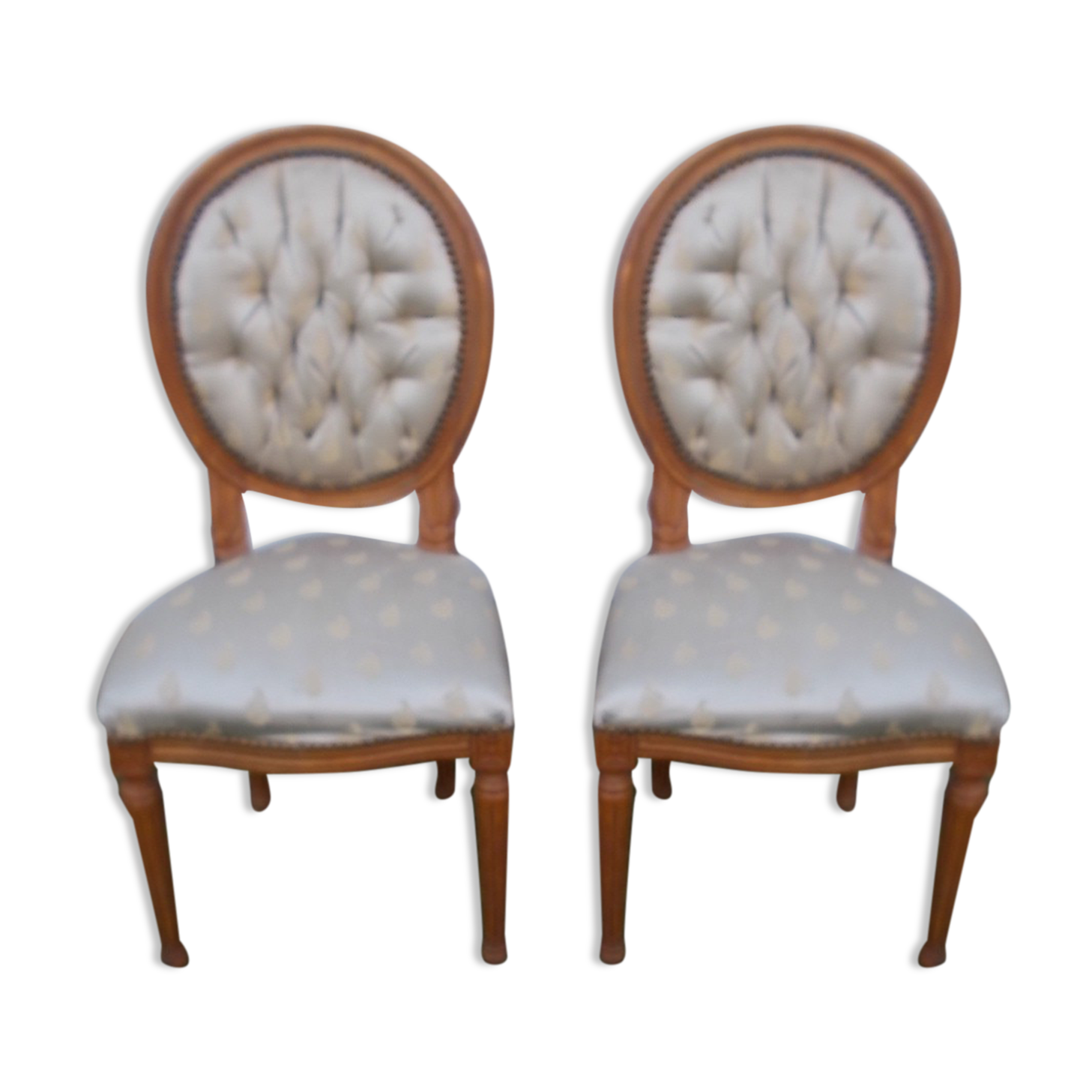 Paire chaises médaillon