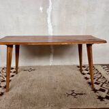 Table basse en chêne, pied, compas. fusées. forme libre vintage ancien