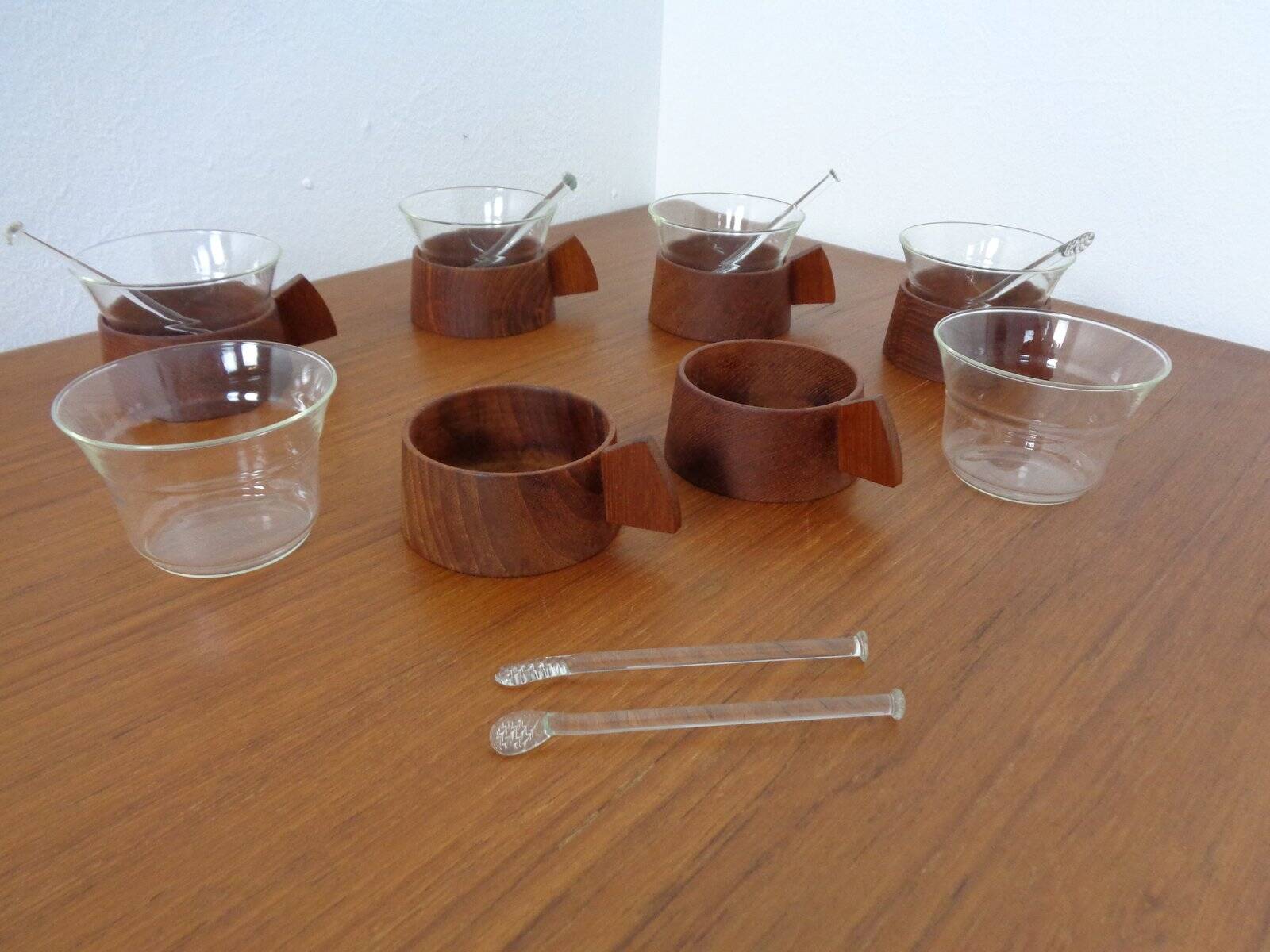 Swedish teak tray with tea cups by Jie Gantofta, 1960s, set of 7.