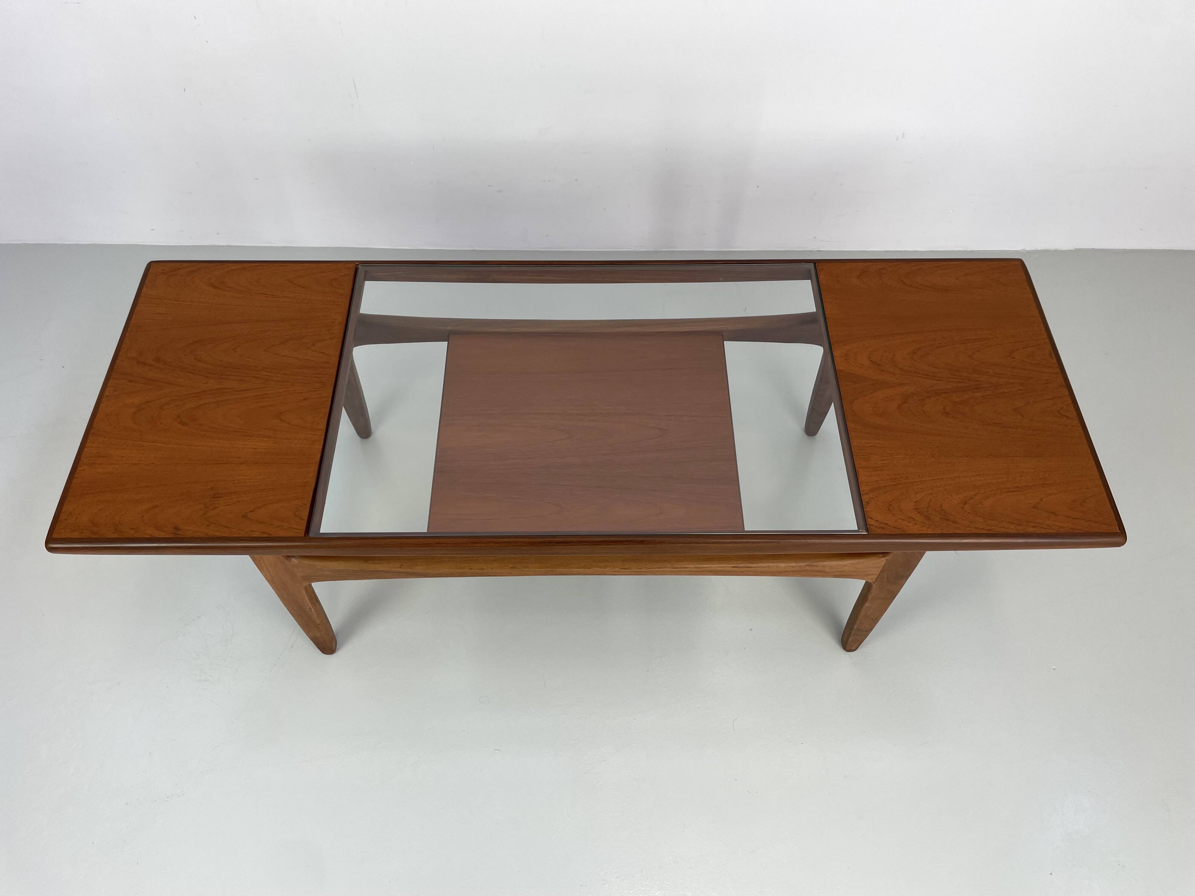 Teak coffee table from the 1960s by G-Plan