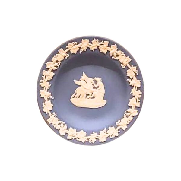 Coupelle Wedgwood jaspe bleu – Motif Pégase en relief – 11 cm