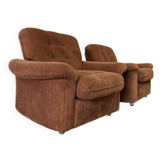 Set of 2 vintage ribbed brown armchairs