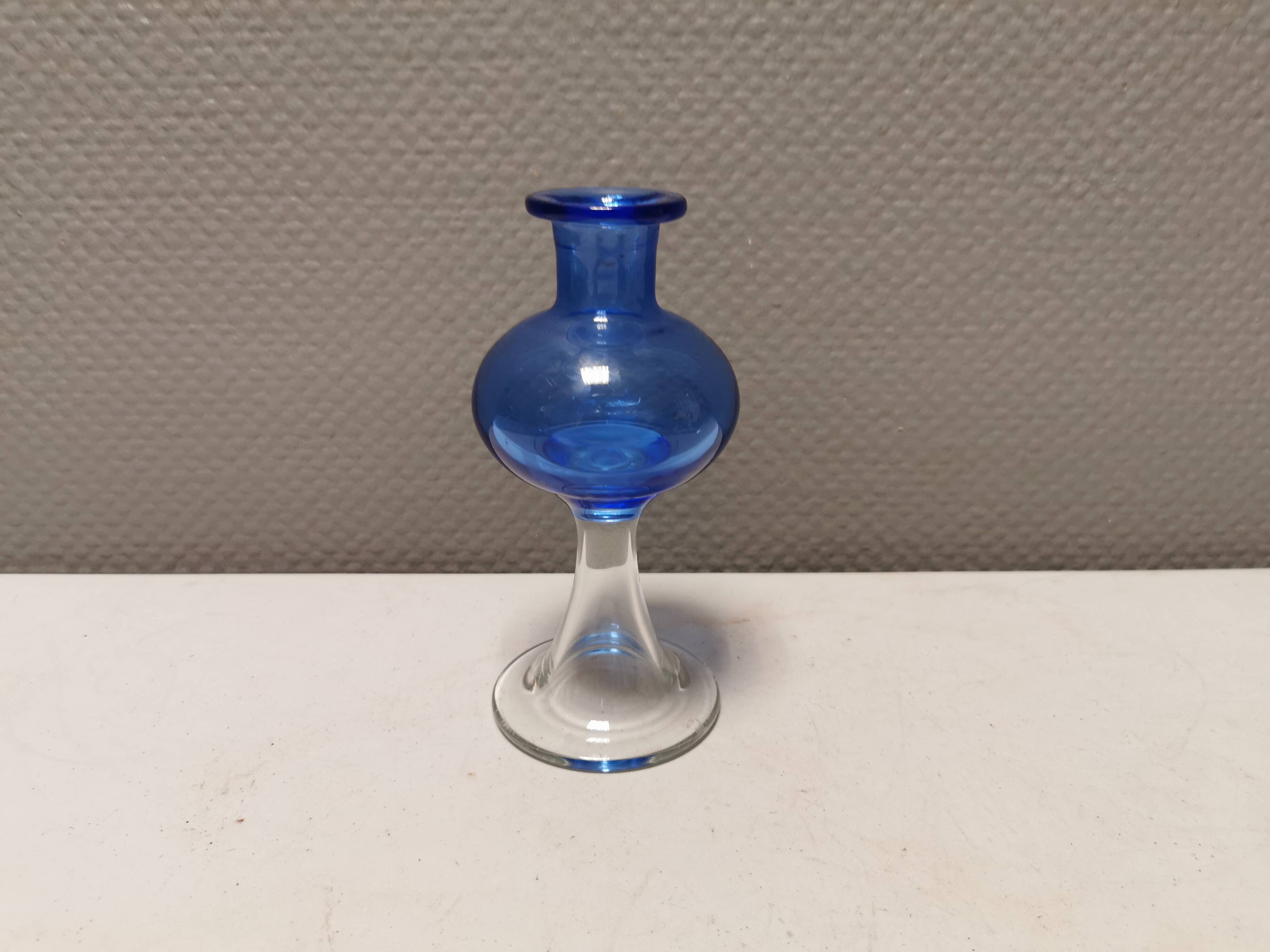 Vase with trumpet-shaped foot, in translucent and blue glass, model Lagune, 1974.