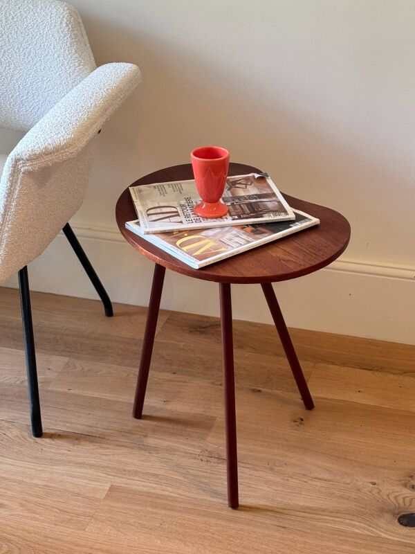 Table d’appoint tripode scandinave vintage en teck ''Frya