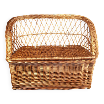 Rattan chest bench