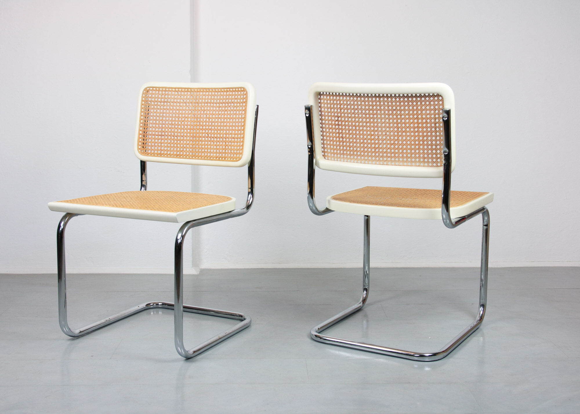 Pair of s32 tubular chairs by Marcel Breuer, 1960
