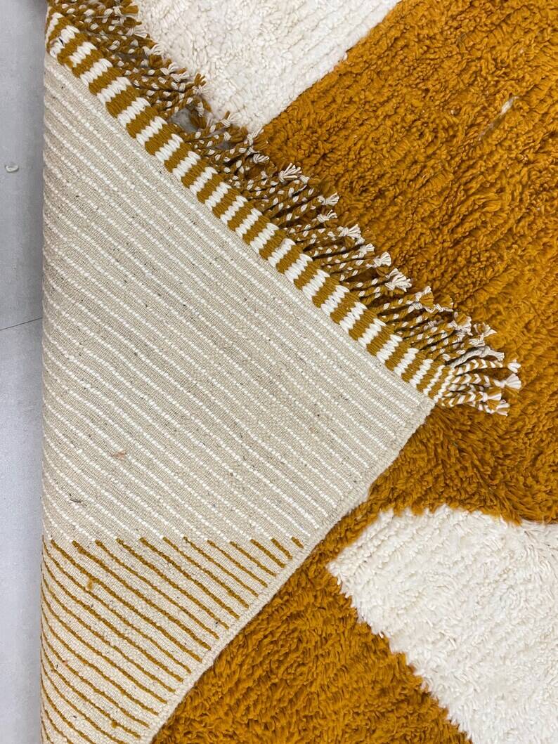 Luxury Handmade Rug 250cm x 150cm