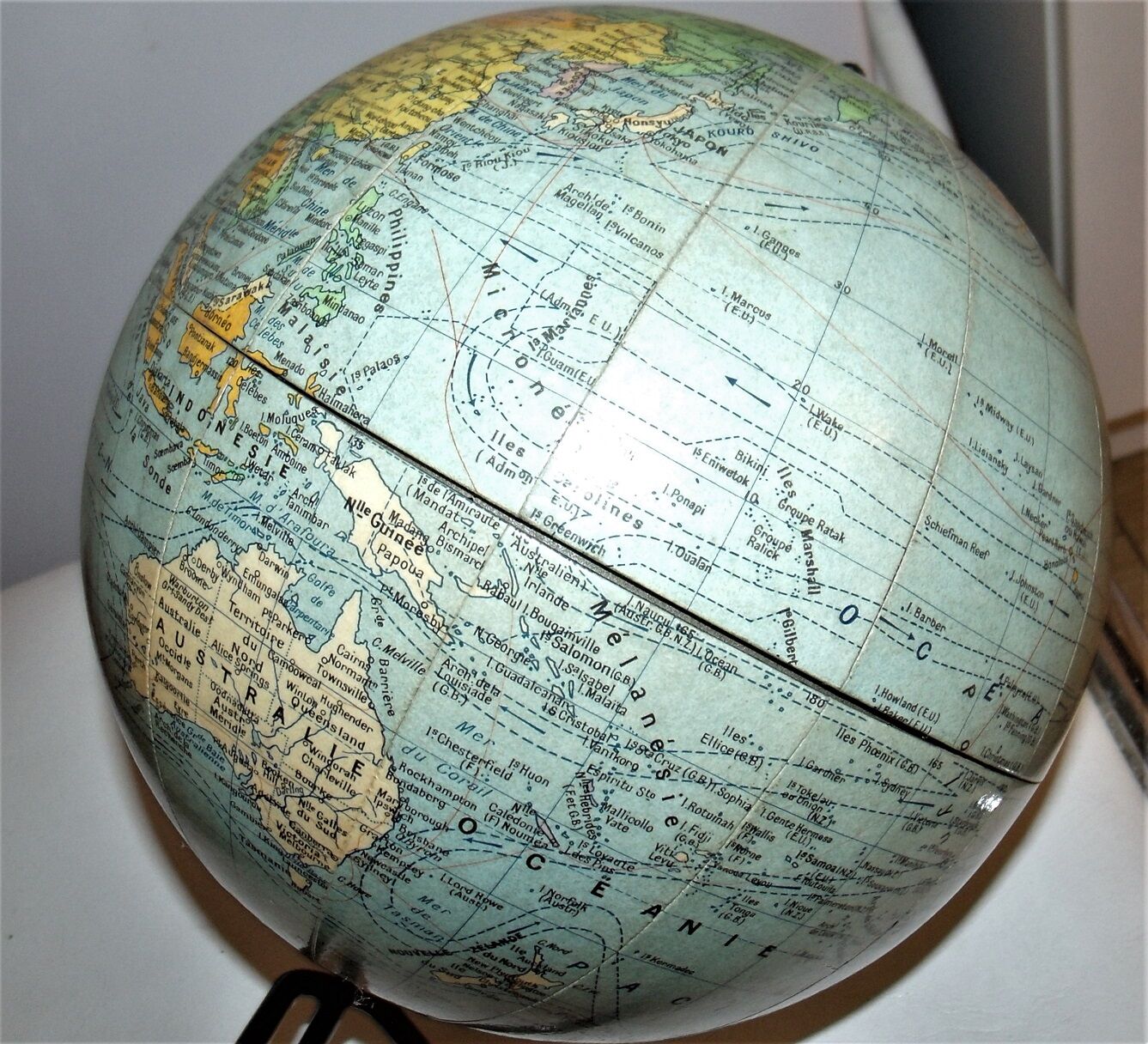 Vintage map 1950 Girard and Barrere globe