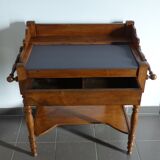 Late 19th-century walnut toilet table - Fully restored