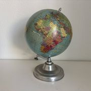 Vintage terrestrial globe 1961 world map Taride Paris - 36 cm
