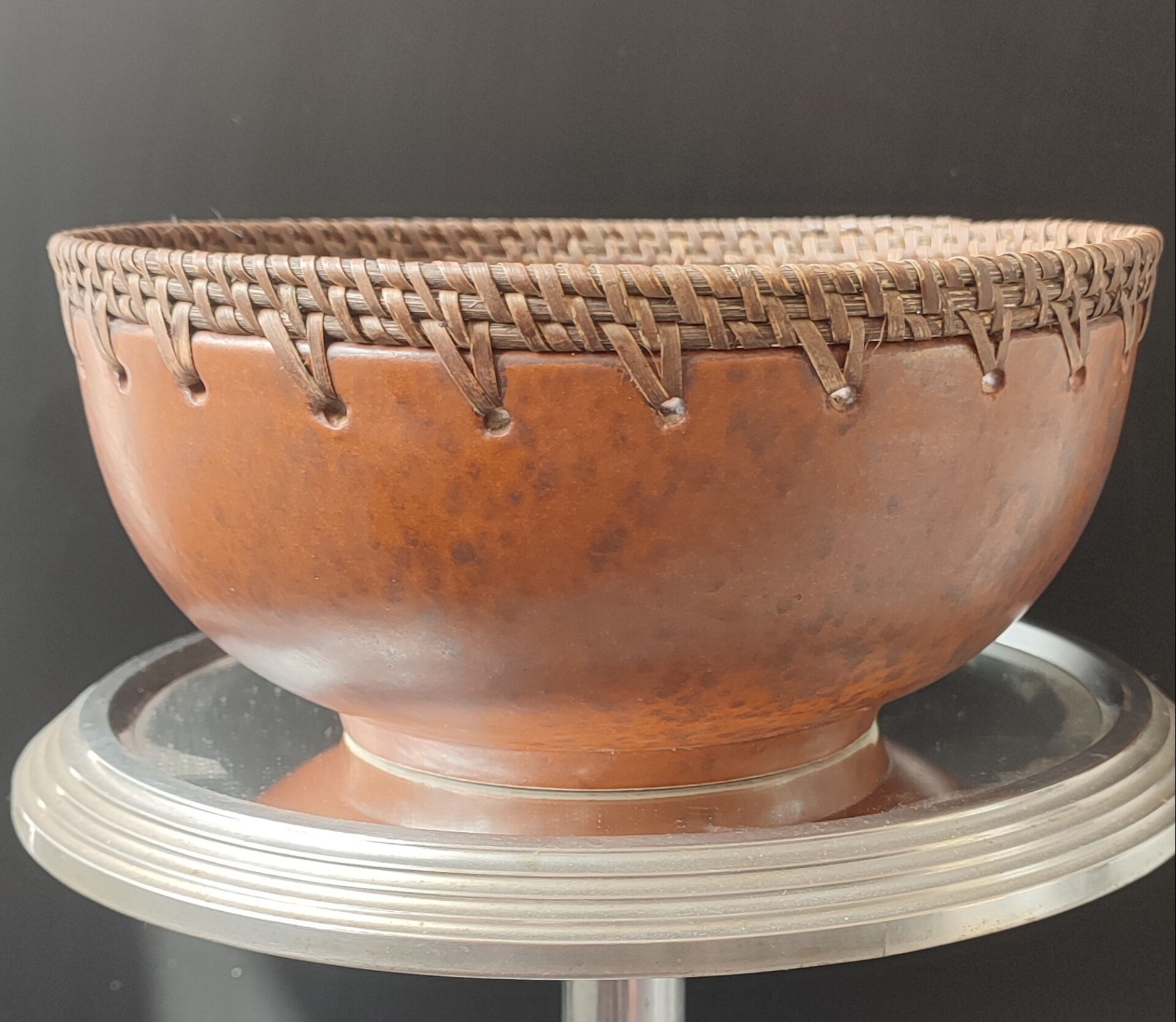 Rinjani pottery coupe Lombok Indonesia Clay and rattan