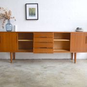 Enfilade en teck par Nils Jonsson 220 cm