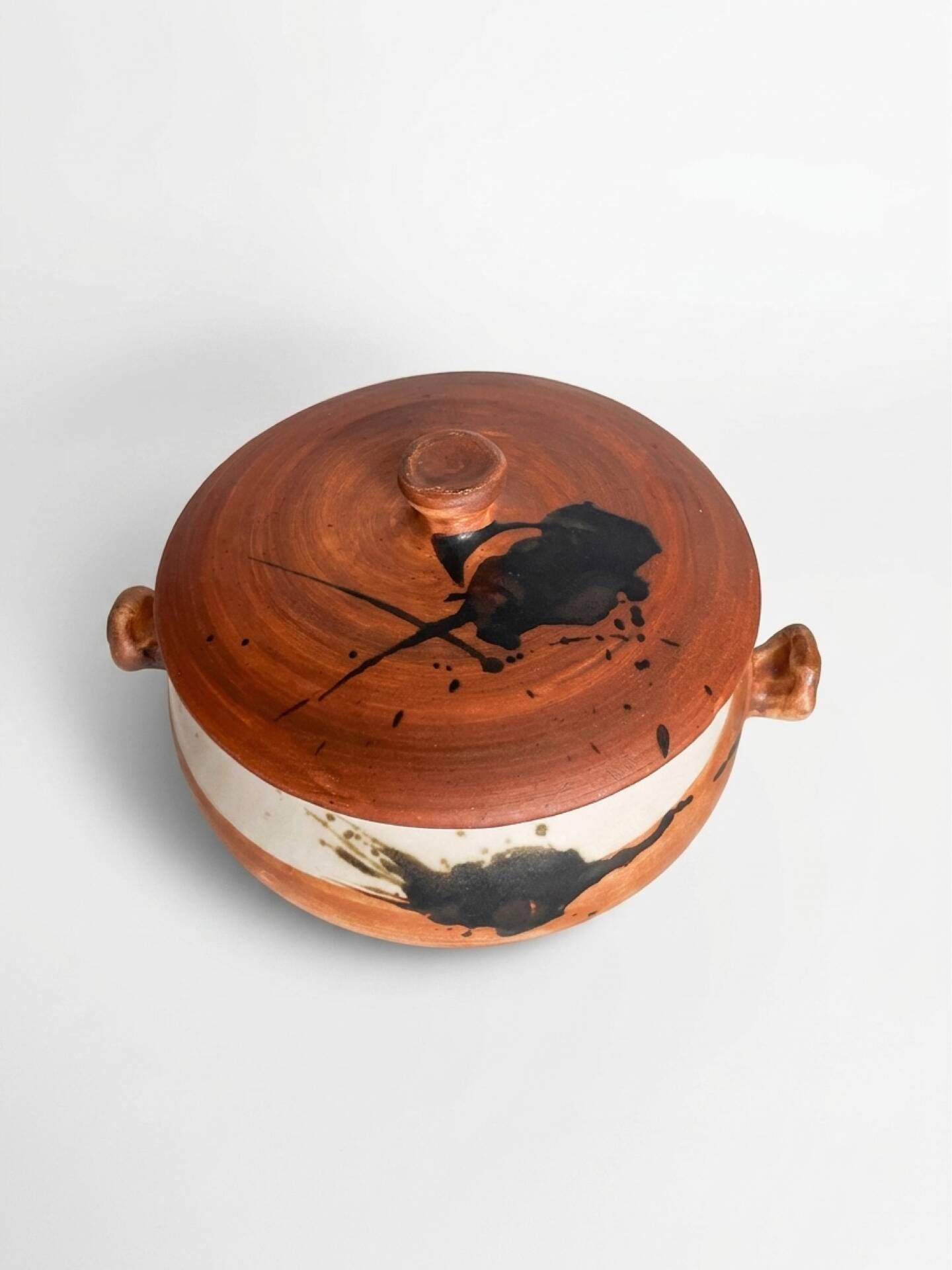 Soup tureen Pottery of the Dove Madeleine Brault – Vallauris